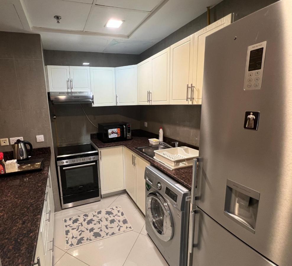 Large Size One Bedroom Apartment With Sea View Abú Dhabí Exteriér fotografie